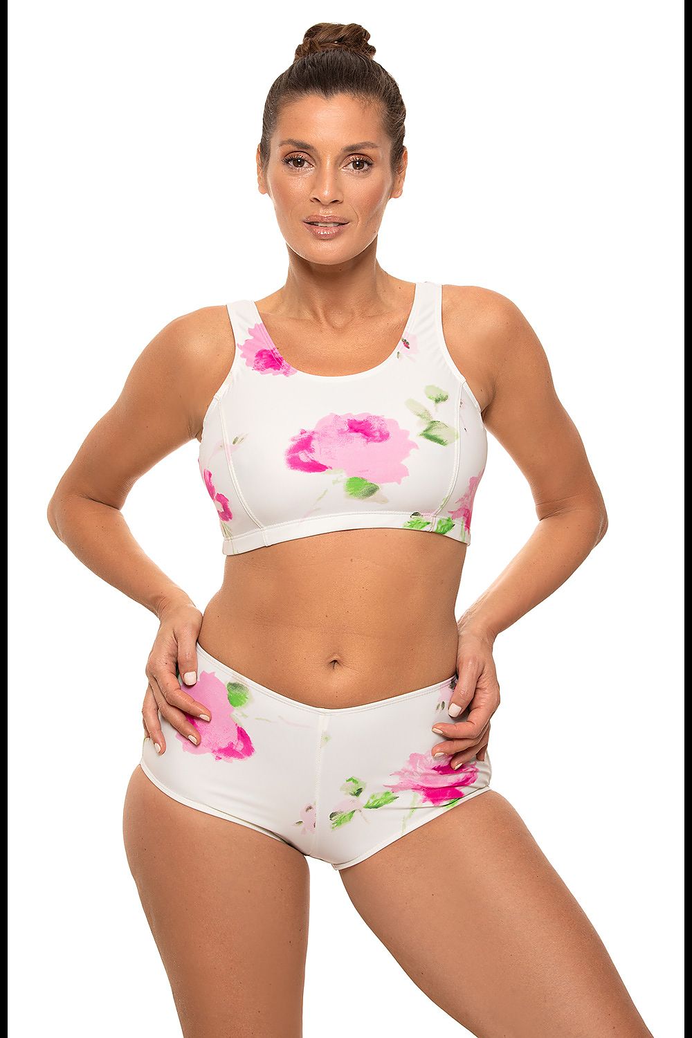 Maillot de bain deux pièces fleuri, top élastique sans push-up, culotte haute, tissu Carvico Tessuti, produit polonais.