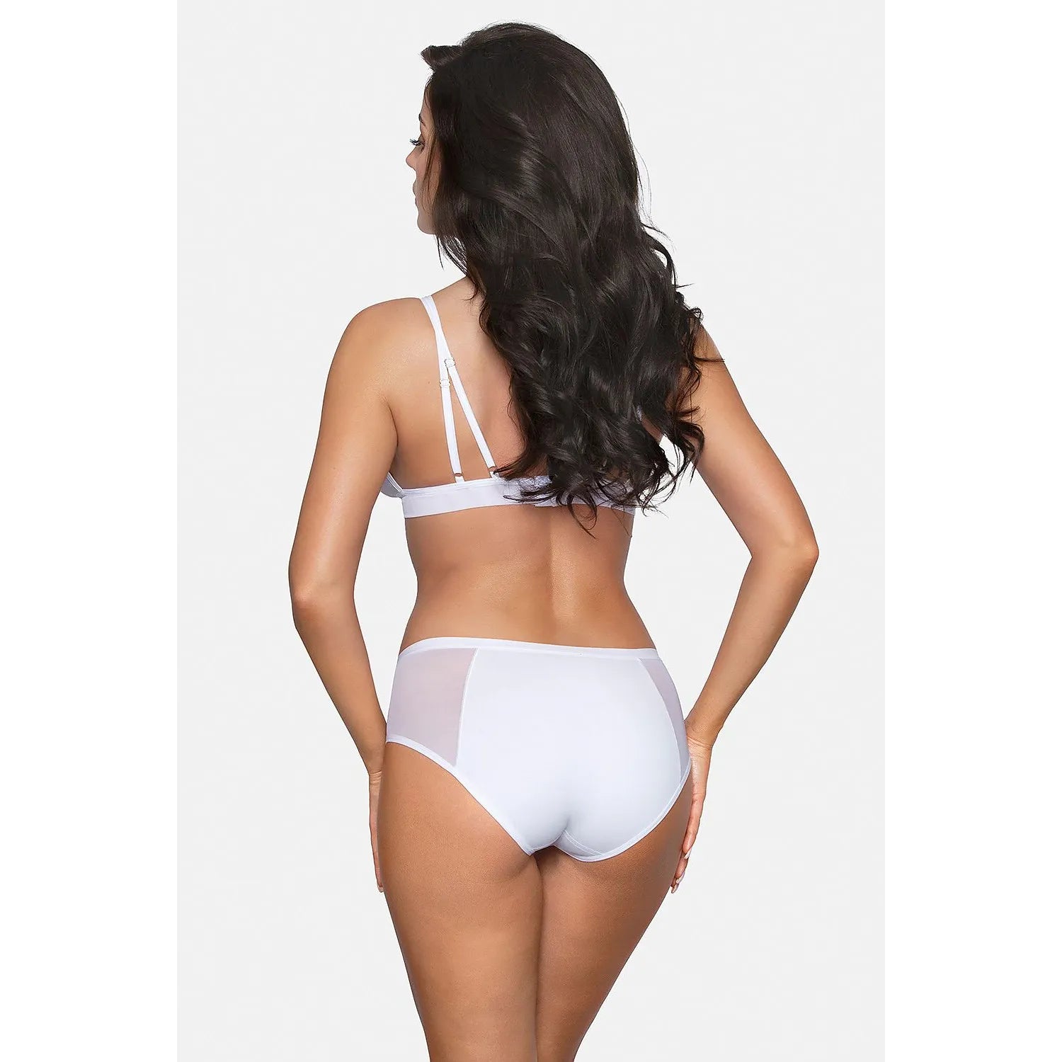 Ensemble lingerie Babell blanc, soutien-gorge sans armature, culotte taille haute en tulle, élégant et confortable.