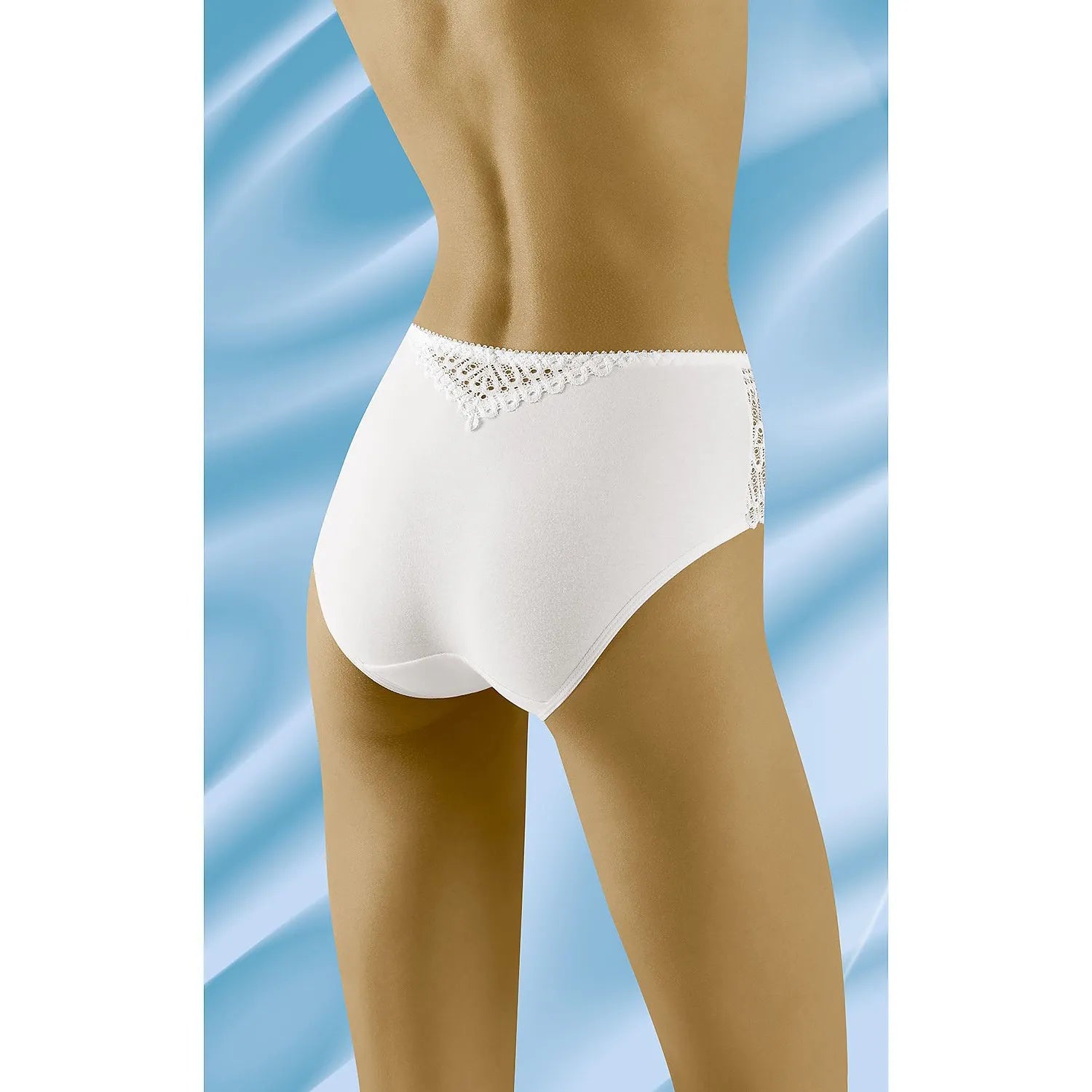 Culotte blanche en dentelle Wolbar, motifs géométriques, tissu coton élasthanne, coupe classique, ceinture élastique.