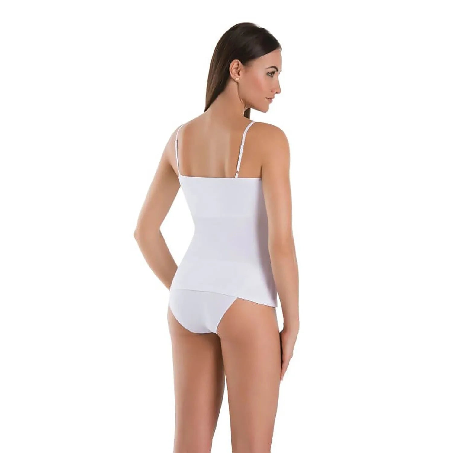 Débardeur et culotte blancs ajustés en coton élastane, bretelles fines réglables, style épuré et élégant.