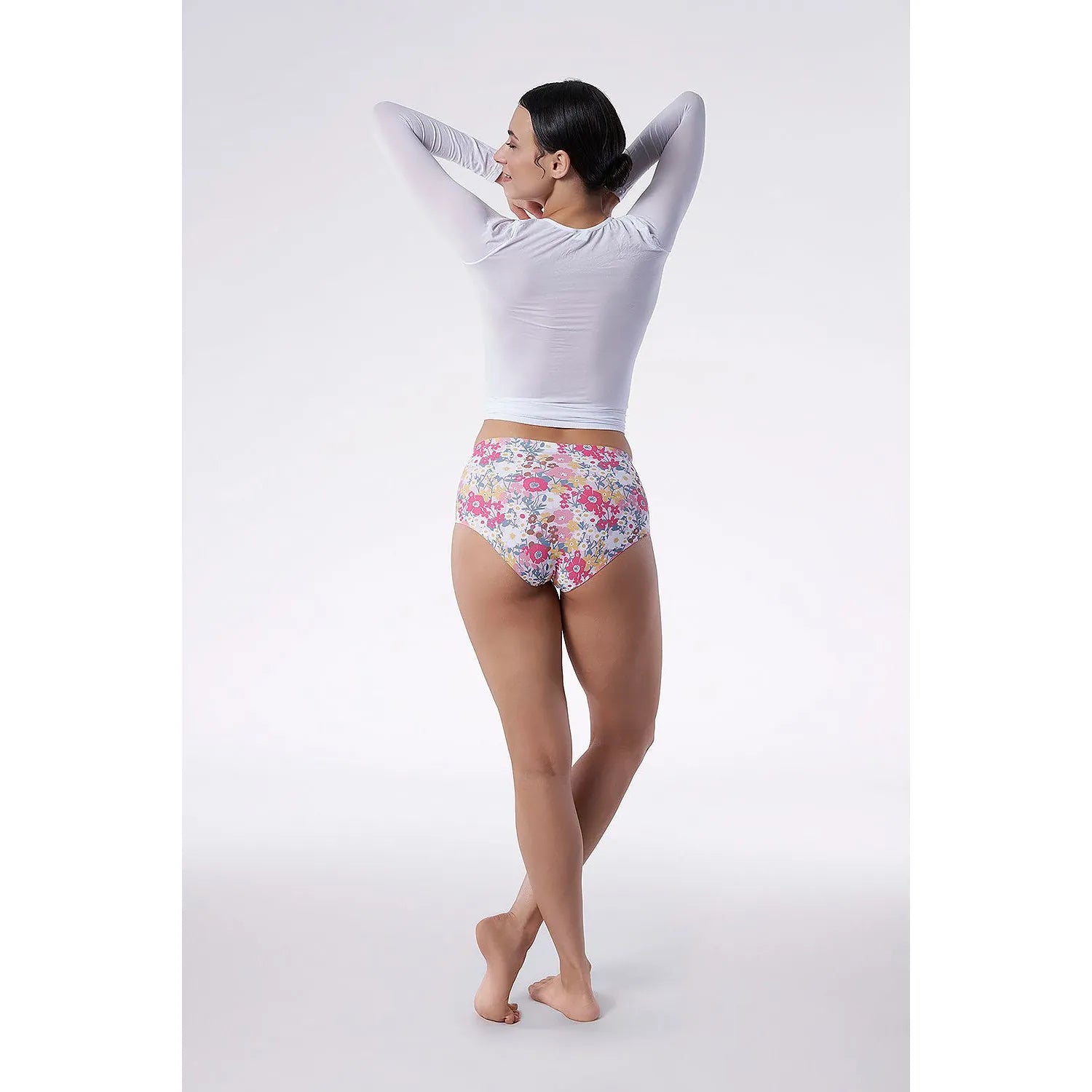Culotte Julimex 185314 haute taille, motif floral multicolore, sans couture, confort et élégance pour femme.