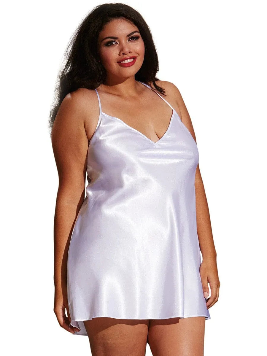 Ensemble kimono nuisette satin blanc, manches longues, fines bretelles, élégant et luxueux pour femme.