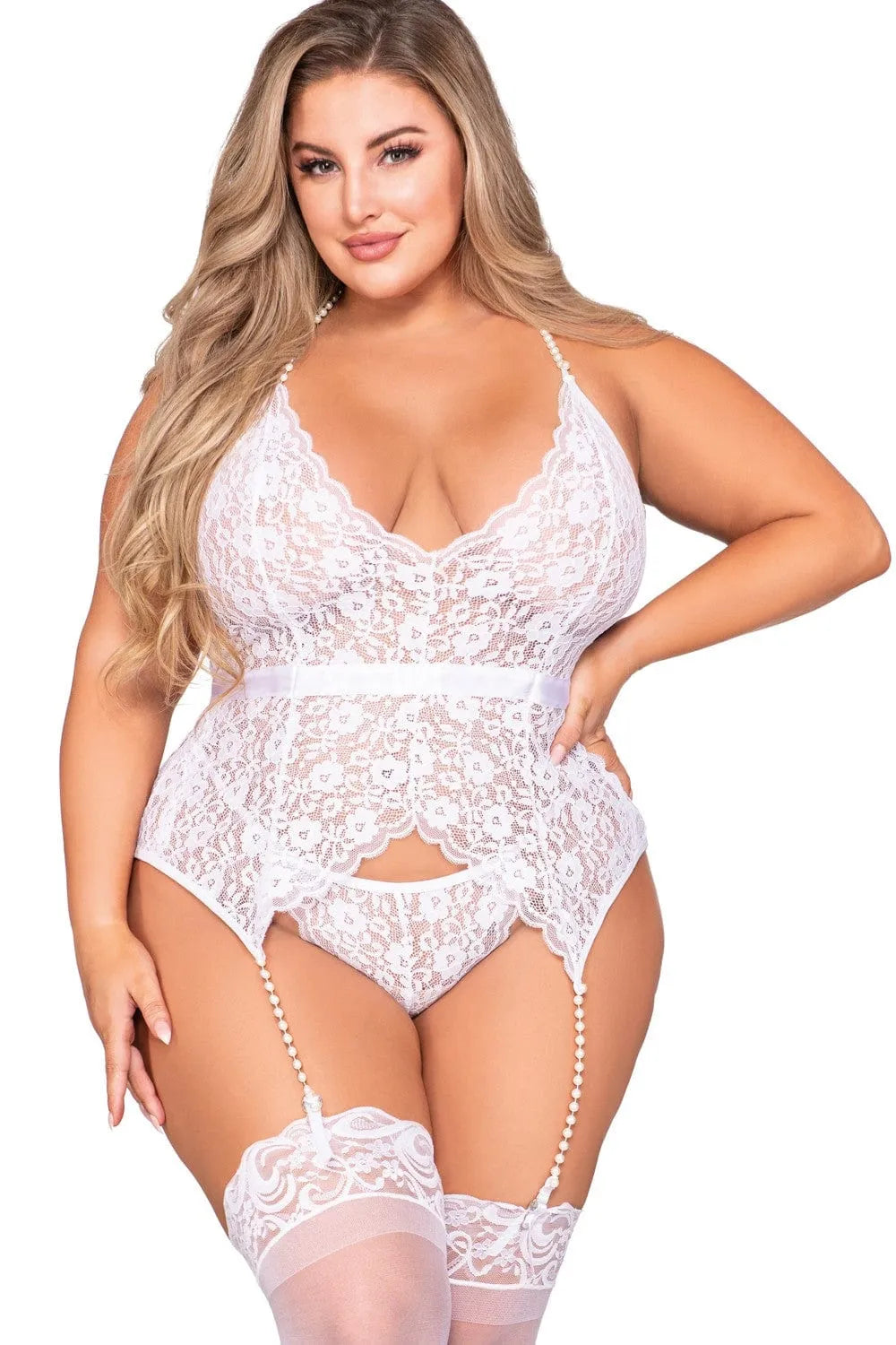 Ensemble Lingerie Grande Taille Dentelle Blanche Guêpière String Assorti Perles Rubans Jarretières Ajustables Élastiques Maintien Confort Raffinée Séduisante