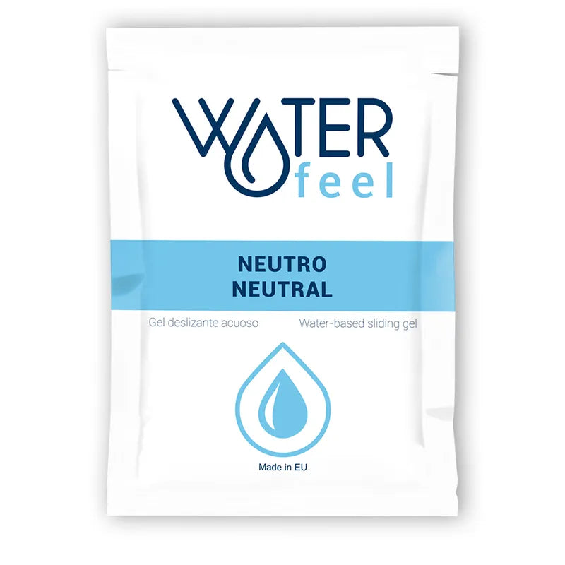 Sachet blanc et bleu de gel lubrifiant intime Waterfeel®, hypoallergénique, transparent, compatible préservatifs et jouets.