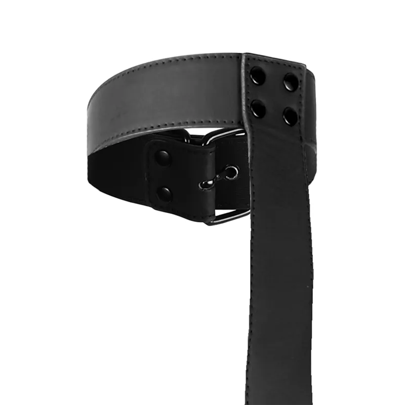 Harnais BDSM noir en cuir végétalien ajustable, boucles renforcées, design ergonomique et sans nickel, élégant et durable.