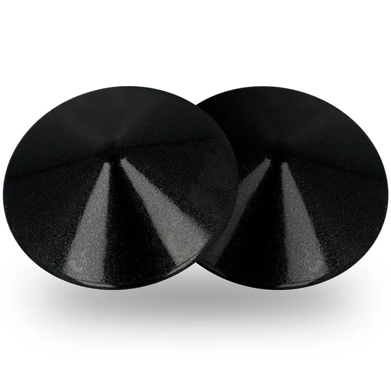 Cache-tétons métal noir, forme circulaire, design élégant et sophistiqué, réutilisable, Coquette Chic Désir.