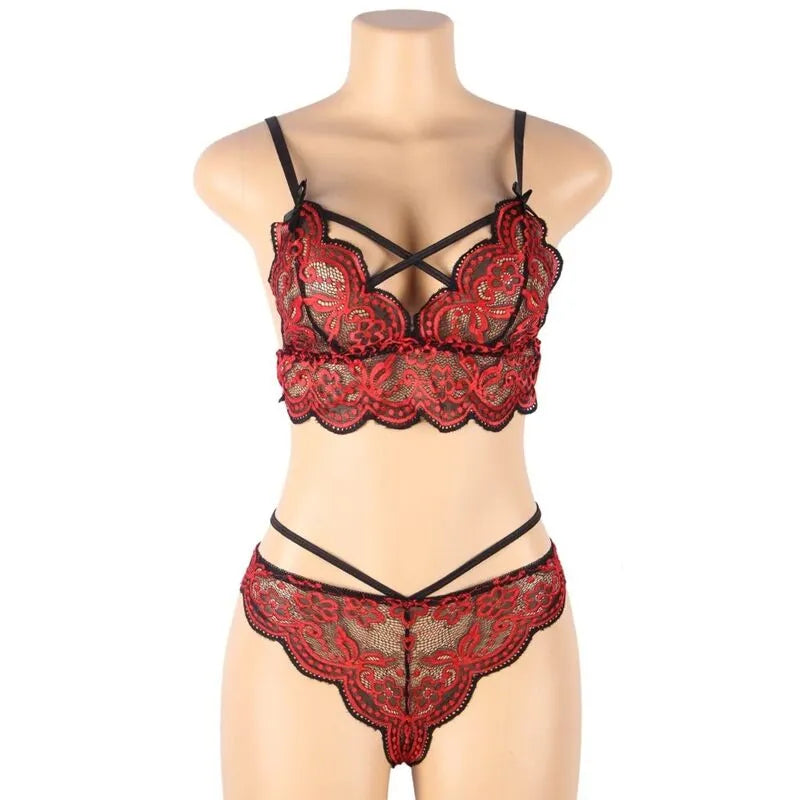 Ensemble lingerie dentelle rouge et noire, grande taille, bretelles réglables, broderie raffinée, confort extensible.