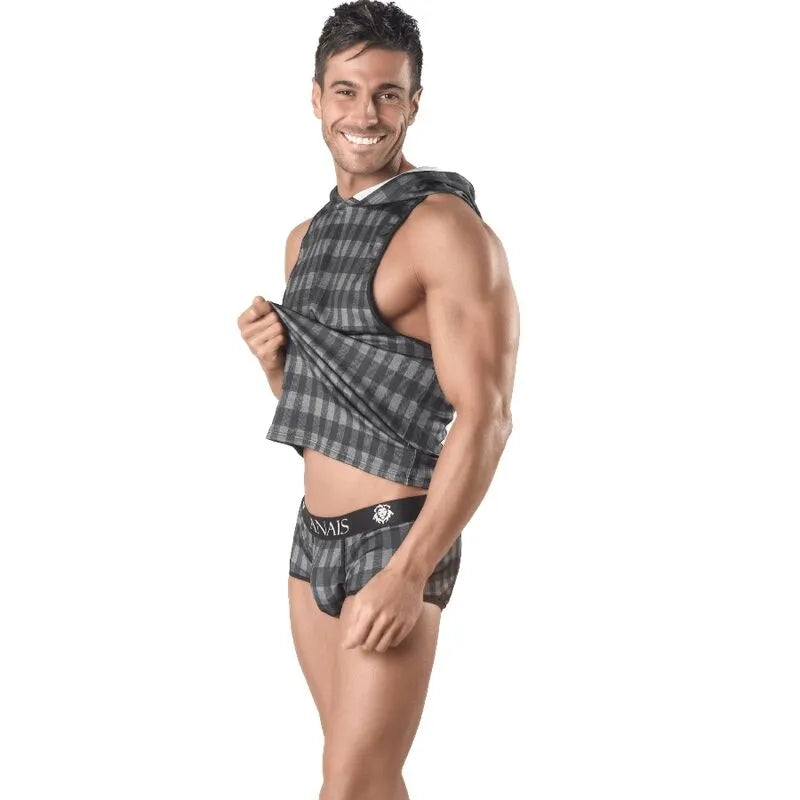 Débardeur à capuche homme imprimé carreaux gris, style urbain et ajusté, fabriqué en Europe, moderne et élégant.