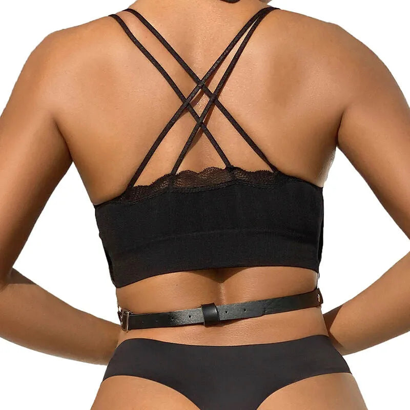 harnais poitrine cuir noir chaînes raffinées sensualité audace élégance séduisante réglable taille unique confort qualité luxe glamour sophistiqué