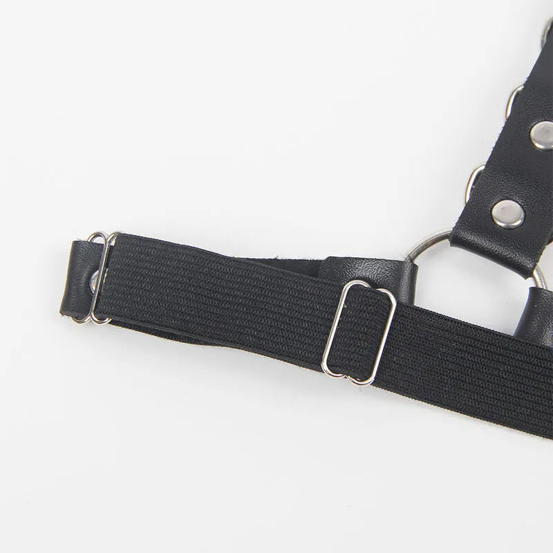 lingerie harnais ceinture jarretières cuir noir chaînes anneaux séduction élégance féminin sensuel sexy ajustable tailleunique haute qualité confortable durable sophistiquée
