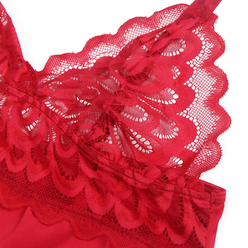 nuisette florale dentelle rouge Subblime élégante sexy confortable ajustable délicate décolleté plongeant coupe flatteuse extensible douce polyester élasthanne