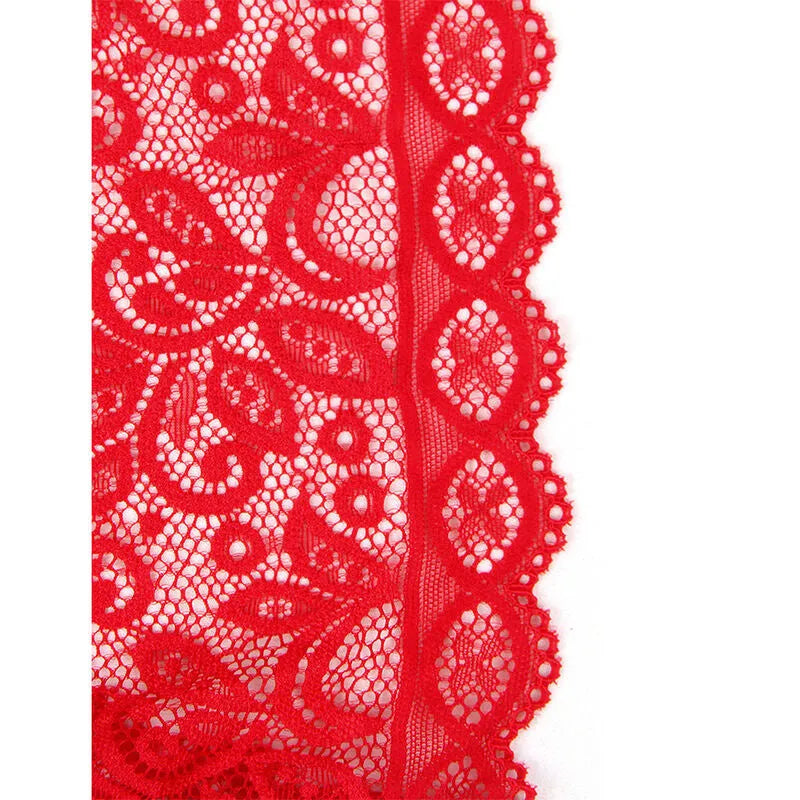 Body lingerie rouge en dentelle, coupe ouverte, design raffiné et audacieux, sublimant la silhouette féminine.