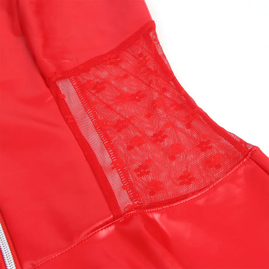 Ensemble lingerie rouge similicuir avec dentelle florale, porte-jarretelles intégré, bretelles réglables, grandes tailles.