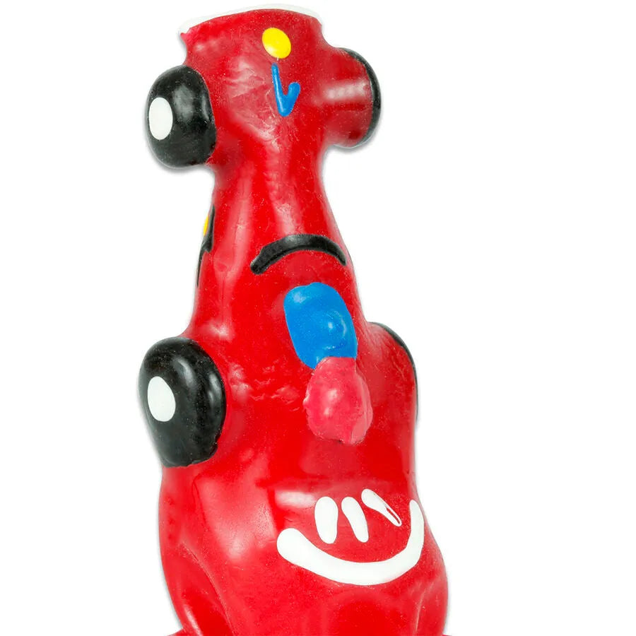 Préservatif fantaisie rouge en forme de voiture de course, peint à la main avec détails colorés, style bohème d'Amsterdam.