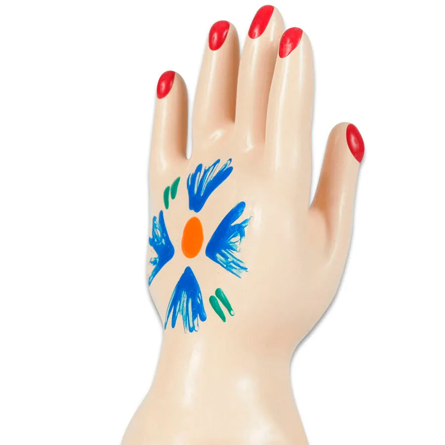 Préservatif fantaisie peint à la main, motif floral coloré sur fond beige, style bohème, unique et artisanal.