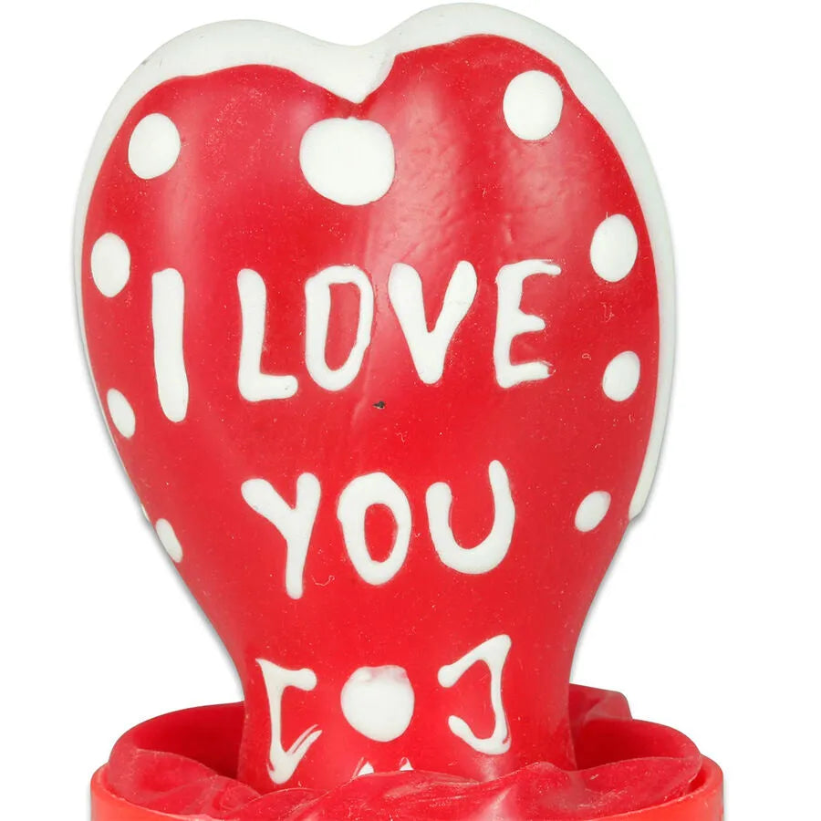 Préservatif fantaisie rouge en forme de cœur, peint à la main avec I LOVE YOU, style bohème d'Amsterdam.