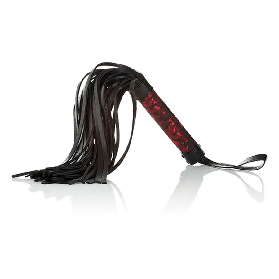 fouet BDSM élégant rouge noir sophistiqué sensuel polyvalent pompons doux poignée robuste ergonomique plastique durable compact séduisant érotique