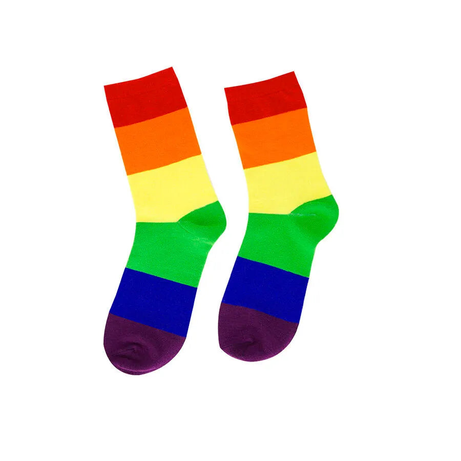 Chaussettes multicolores arc-en-ciel LGBT en polyester doux, taille S/M, symbolisant fierté et inclusivité.