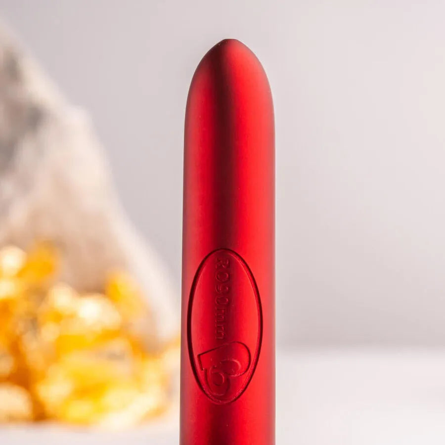 Vibromasseur compact étanche 10 modes stimulation précise silicone rouge
