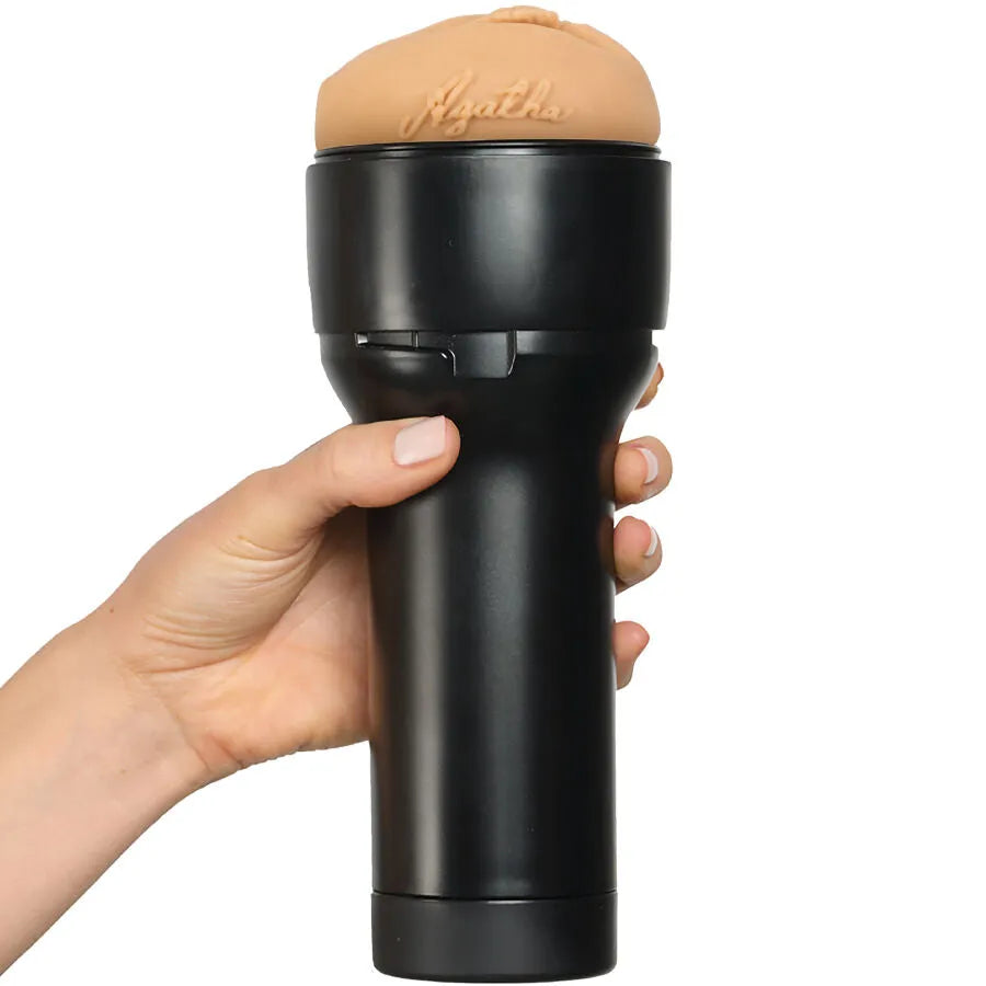 Kiiroo Agatha Vega masturbateur silicone médical hypoallergénique ergonomique texture tourbillonnante stimulation intense confort discret durable esthétique design moderne