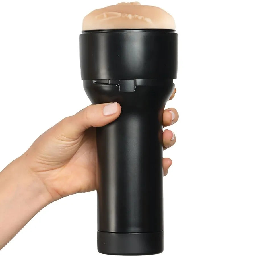 Masturbateur Feel Daphne Laat Kiiroo design moderne matériau similé à la peau compatible KEON Power Blow stimulation réaliste discrétion garantie