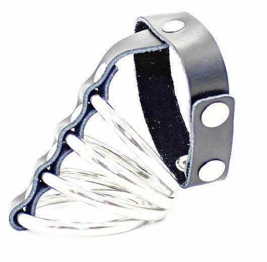 Masturbateur Cuir Avec Anneaux Métalliques