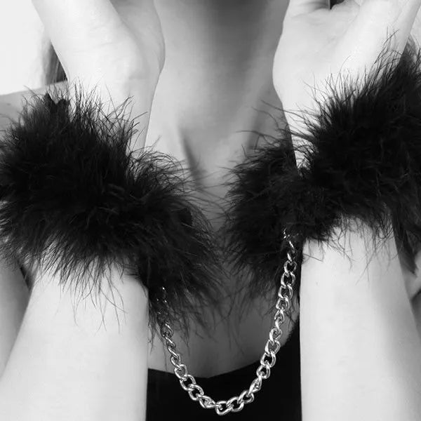 Menottes En Plumes Pour Jeu Amoureux