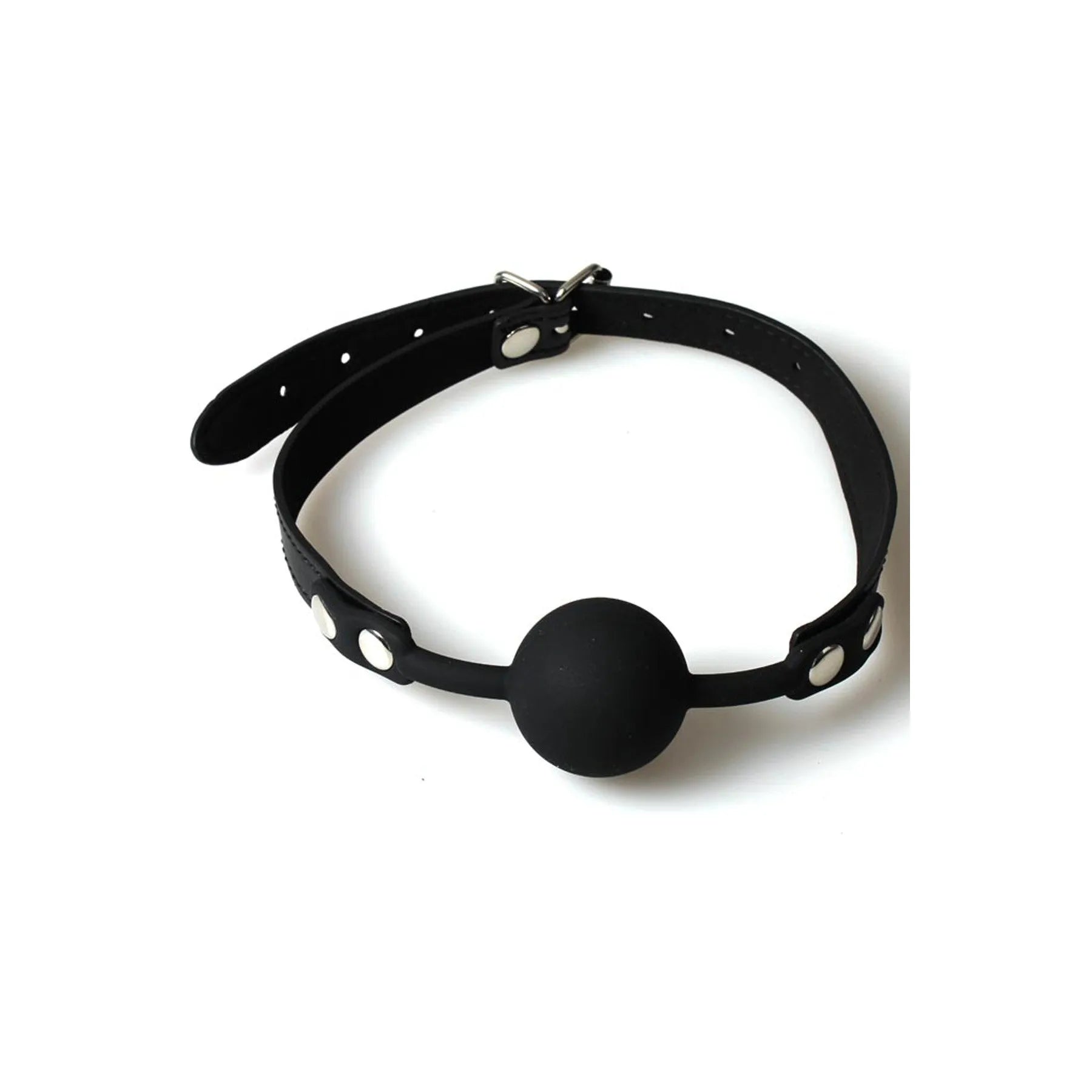 Baillon boule silicone noir réglable avec collier ajustable, présenté sur fond blanc pour jeux BDSM confort et discrétion.