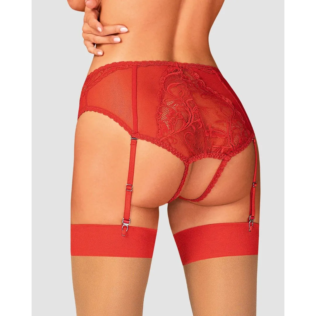 Culotte porte-jarretelles rouge en dentelle, entrejambe ouvert, bretelles réglables, style glamour et sensuel.