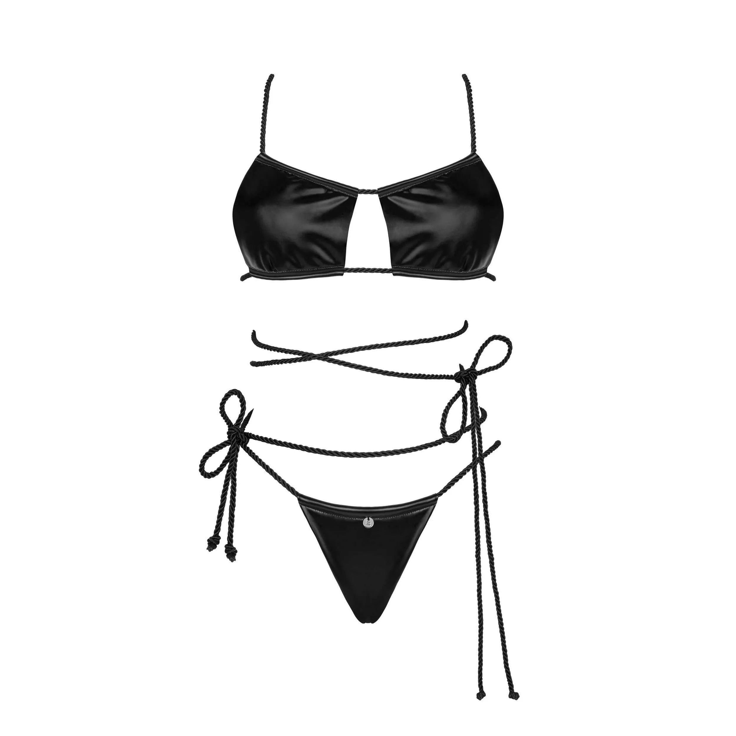 Ensemble lingerie noir brillant wetlook, soutien-gorge et string avec détails pendentif, élégant et glamour.
