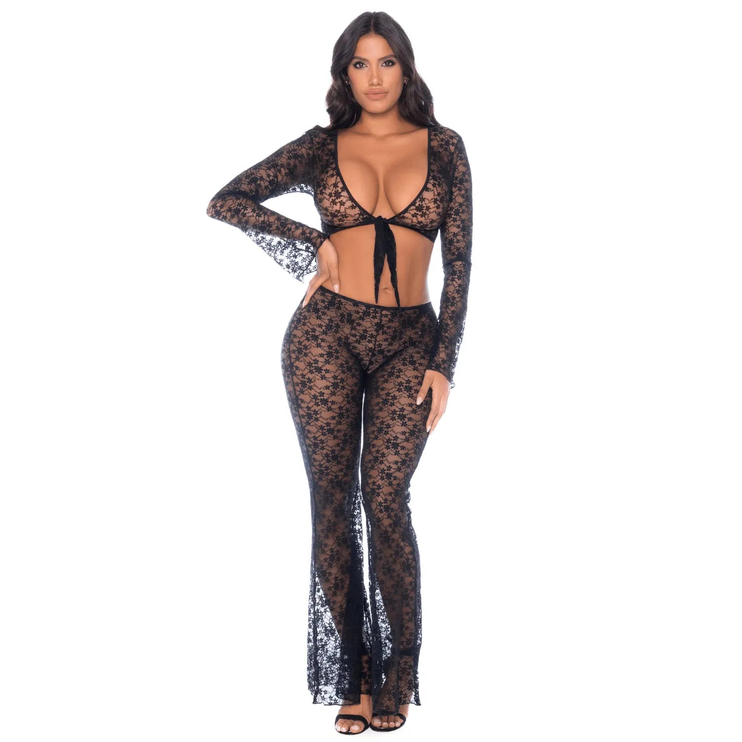 ensemble deux pièces dentelle florale noire top nouable manches longues ajustables transparentes élasthanne pantalon évasé taille basse silhouette flatteuse chic