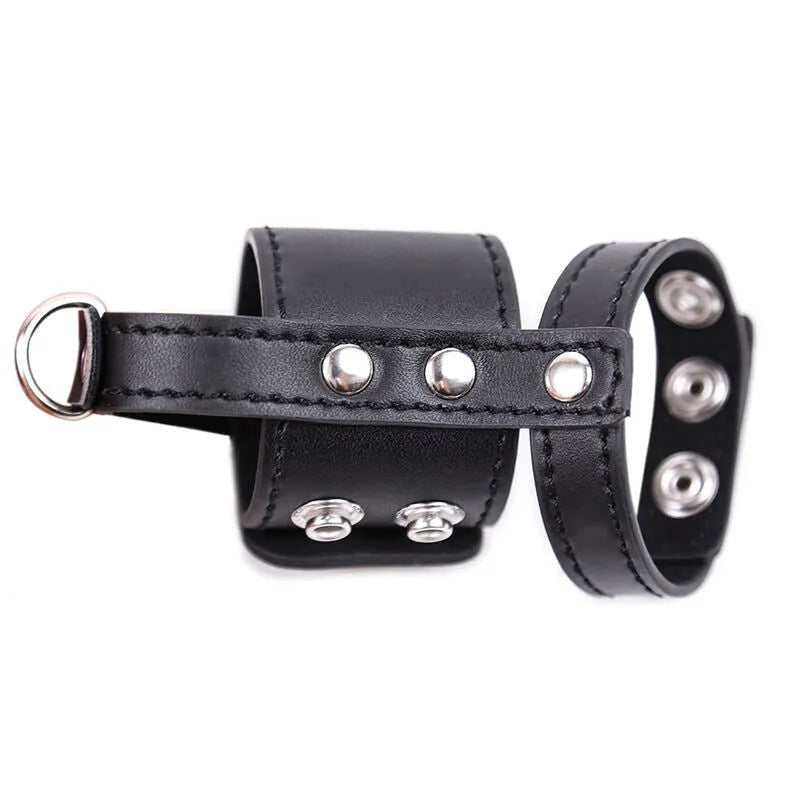 Accessoire fétiche en cuir noir réglable, sans nickel, avec boucles métalliques, design ergonomique et discret.