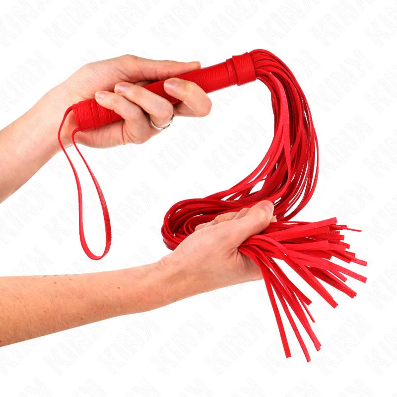 Cravache BDSM rouge en cuir, design élégant et ergonomique, idéale pour jeux sensuels et intenses, accessoire luxe.