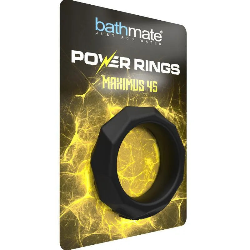 Anneau pénien silicone noir, flexible, sur fond jaune, emballage Bathmate Power Rings Maximus 45.