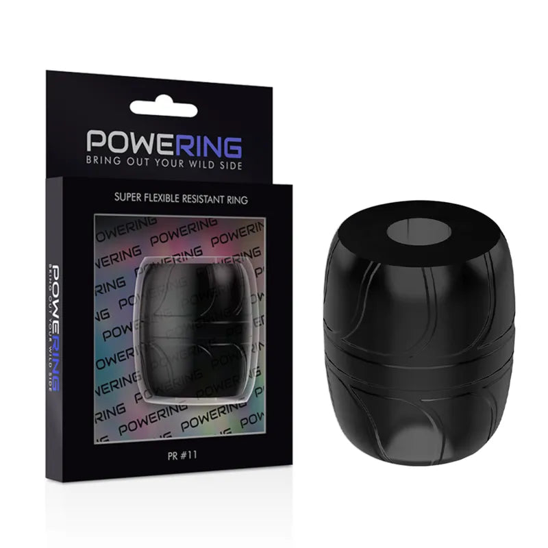 Anneau pénien noir TPE hypoallergénique, ergonomique, sur emballage PowerRing, pour érection ferme et durable.