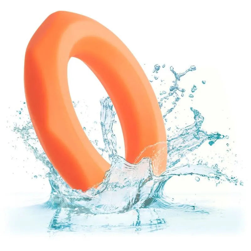 Anneau pénien hexagonal orange en silicone liquide, extensible et imperméable, flottant sur l'eau pour endurance optimale.