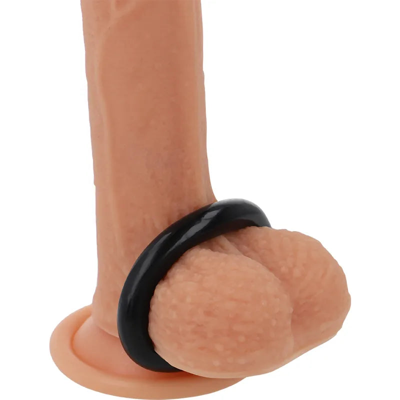 Anneau pénien en silicone noir, doux et soyeux, sur pénis, pour érection ferme et durable, compatible lubrifiants aqueux.