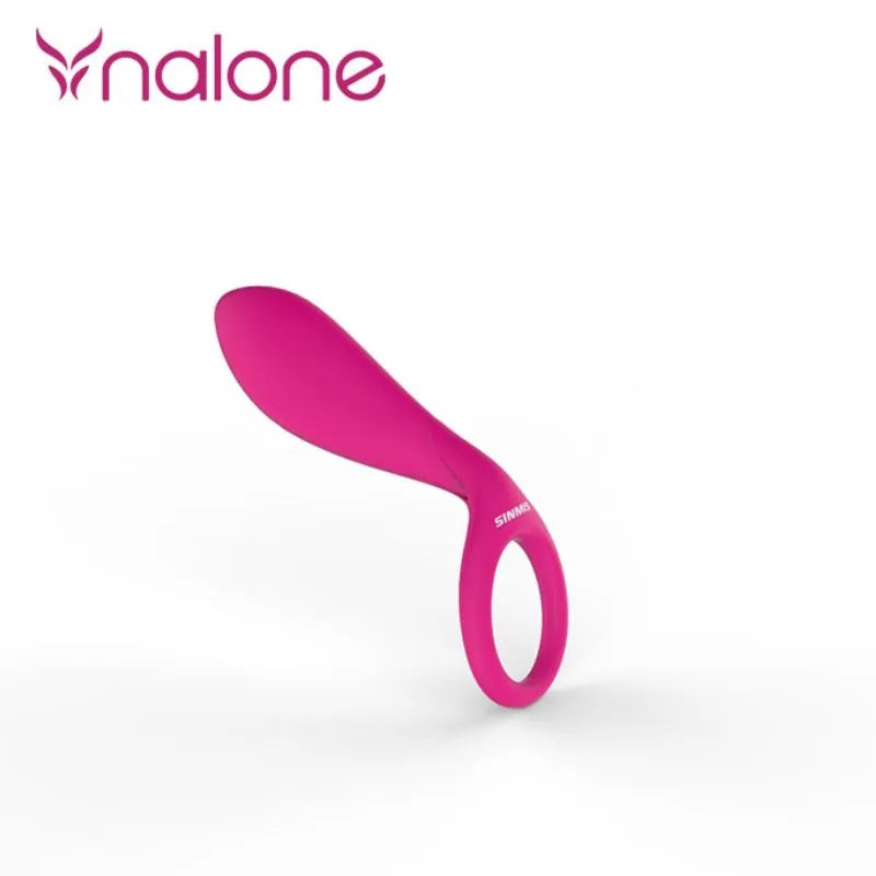 Anneau vibrant rose en silicone ergonomique, contact clitoridien puissant, étanche et hypoallergénique, design discret.