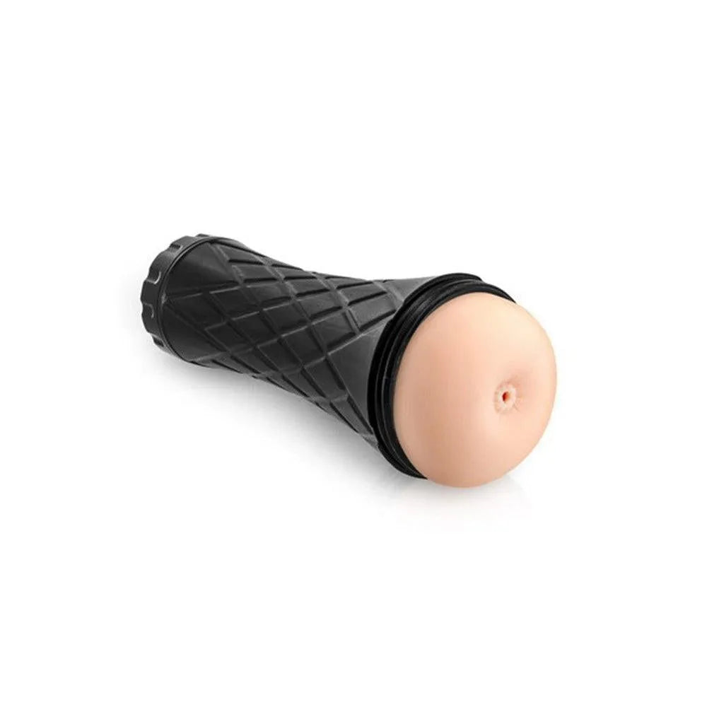 Anus masturbateur réaliste en silicone doux, couleur chair, dans une coque noire texturée avec capuchon amovible.