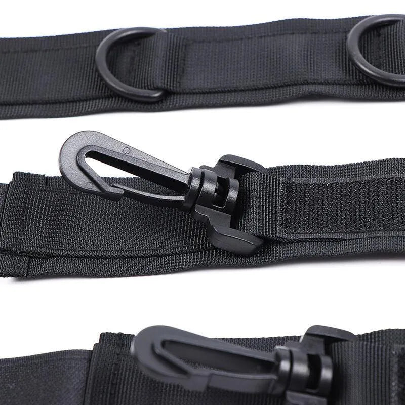 Attache BDSM Ohmama en nylon noir réglable avec crochets et anneaux en métal, ergonomique et robuste pour confort et sécur...