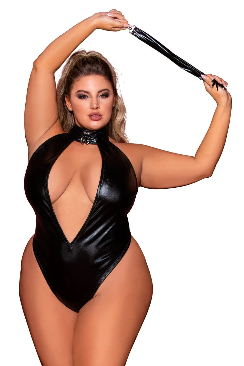 Body grande taille noir simili cuir clouté, décolleté plongeant, dos nu, fouet amovible, anneaux, fermeture velcro.