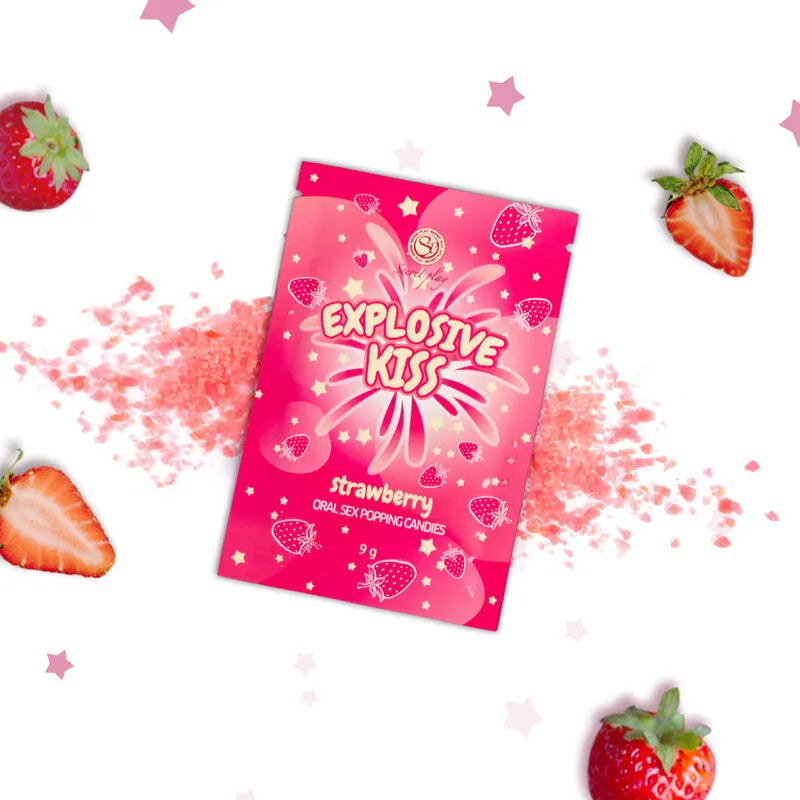 Sachet rose de bonbons érotiques explosifs fraise, avec illustrations de fraises et éclats effervescents autour.