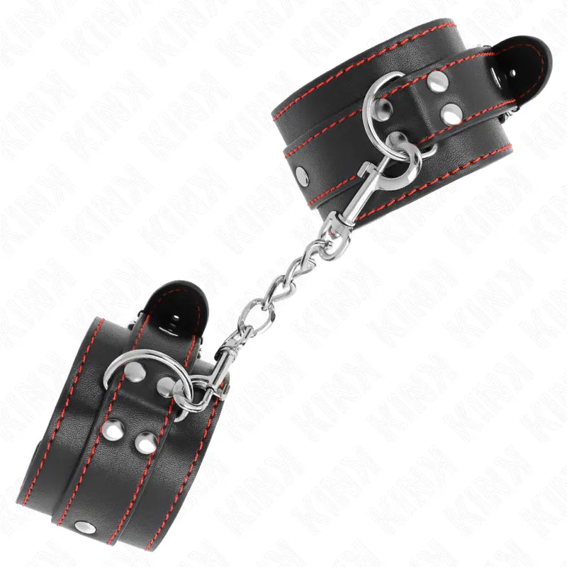 Bracelets BDSM cuir végétalien noir avec coutures rouges, chaîne métallique, ajustables et élégants, haute qualité artisan...