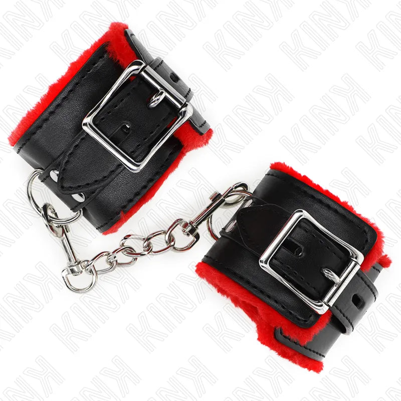 Bracelets BDSM en cuir noir et rouge avec boucles robustes et anneaux D, design élégant et sophistiqué.