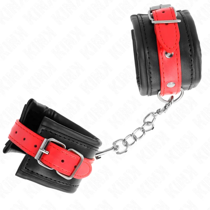 Bracelets BDSM cuir noir et rouge, boucles sécurisées, chaîne métallique, design élégant et confortable.