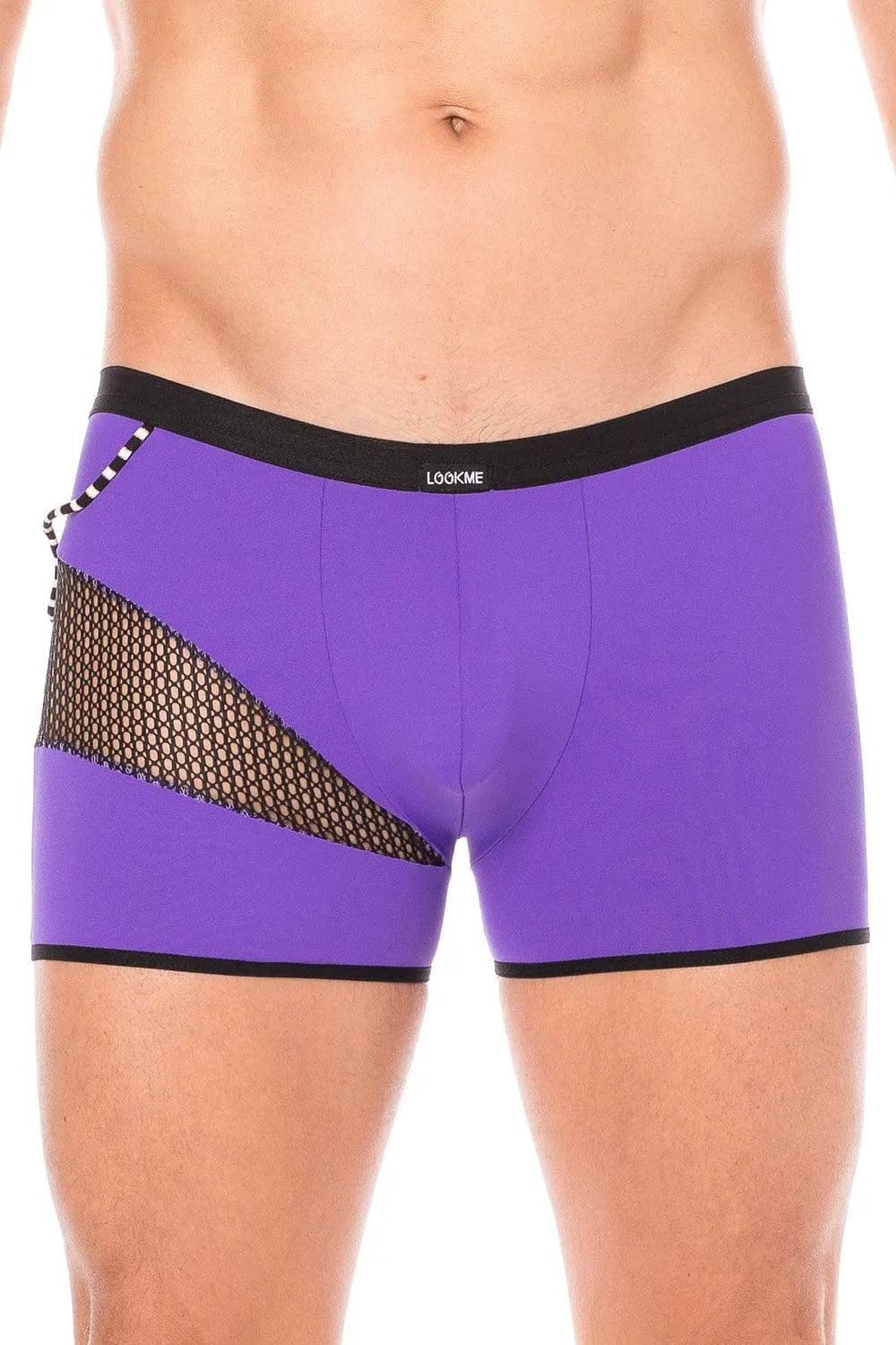 Boxer violet tendance avec filets et cordelettes latérales, design urbain et confortable en polyamide élasthanne.