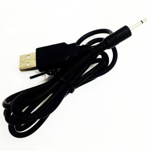 Chargeur USB Pretty Love noir compact avec câble inclus, design élégant et moderne, idéal pour recharge rapide et nomade.