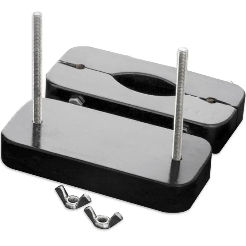 Anneau pénien en bois laqué noir, ajustable avec écrous à oreilles, design ergonomique et sophistiqué pour confort optimal.