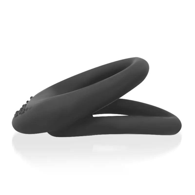 Anneaux silicone noirs Ohmama, double tailles, hypoallergéniques, confortables, pour pénis et testicules, sans phtalates.