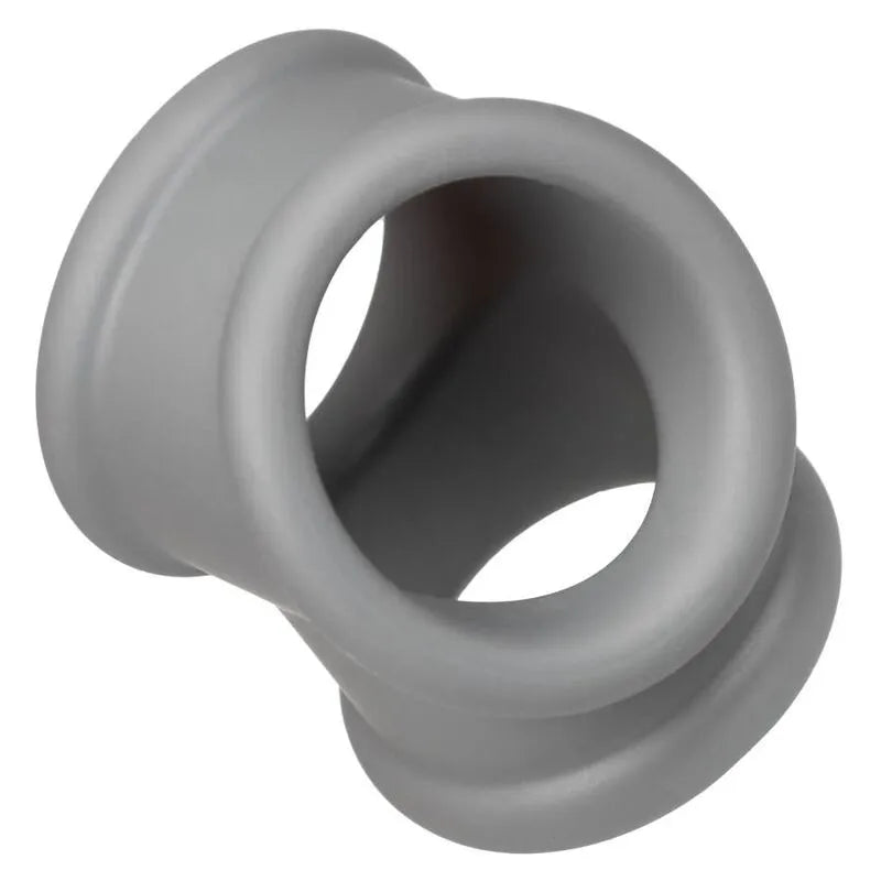 Anneau pénien silicone gris double, extensible, avec soutien scrotum intégré, pour endurance et confort optimal.
